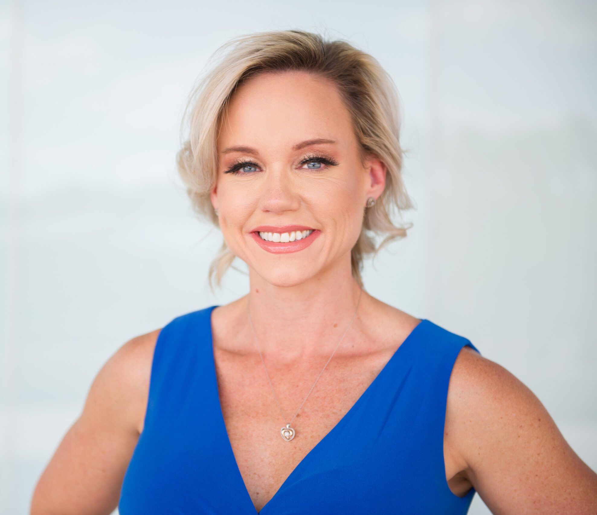 Annie Holloman, MSN, APRN, CNM The Woman's Group